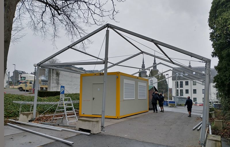 zelt-wird-abgebaut-(1).jpg zelt-wird-abgebaut-(1).jpg