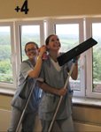 Fröhliche Putzteufel im Eupener Krankenhaus