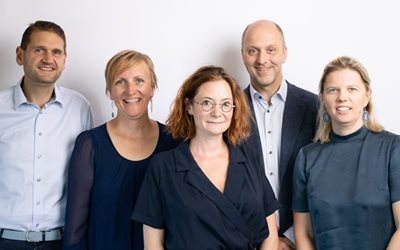 DrMiribung_DrVanleemput_MmeIFinck_MmeSPiedboeuf_MmeCNiessen.jpg DrMiribung_DrVanleemput_MmeIFinck_MmeSPiedboeuf_MmeCNiessen.jpg