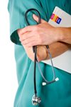 Verstärkung durch Anästhesist, Anatomopathologe und Kinderendokrinologin